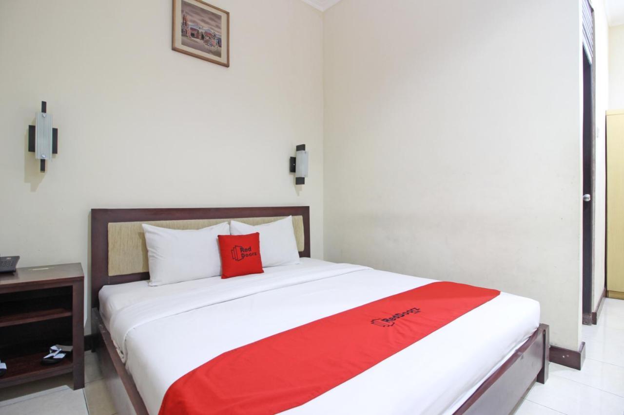 Hotel Septia Γιογκιακάρτα Εξωτερικό φωτογραφία