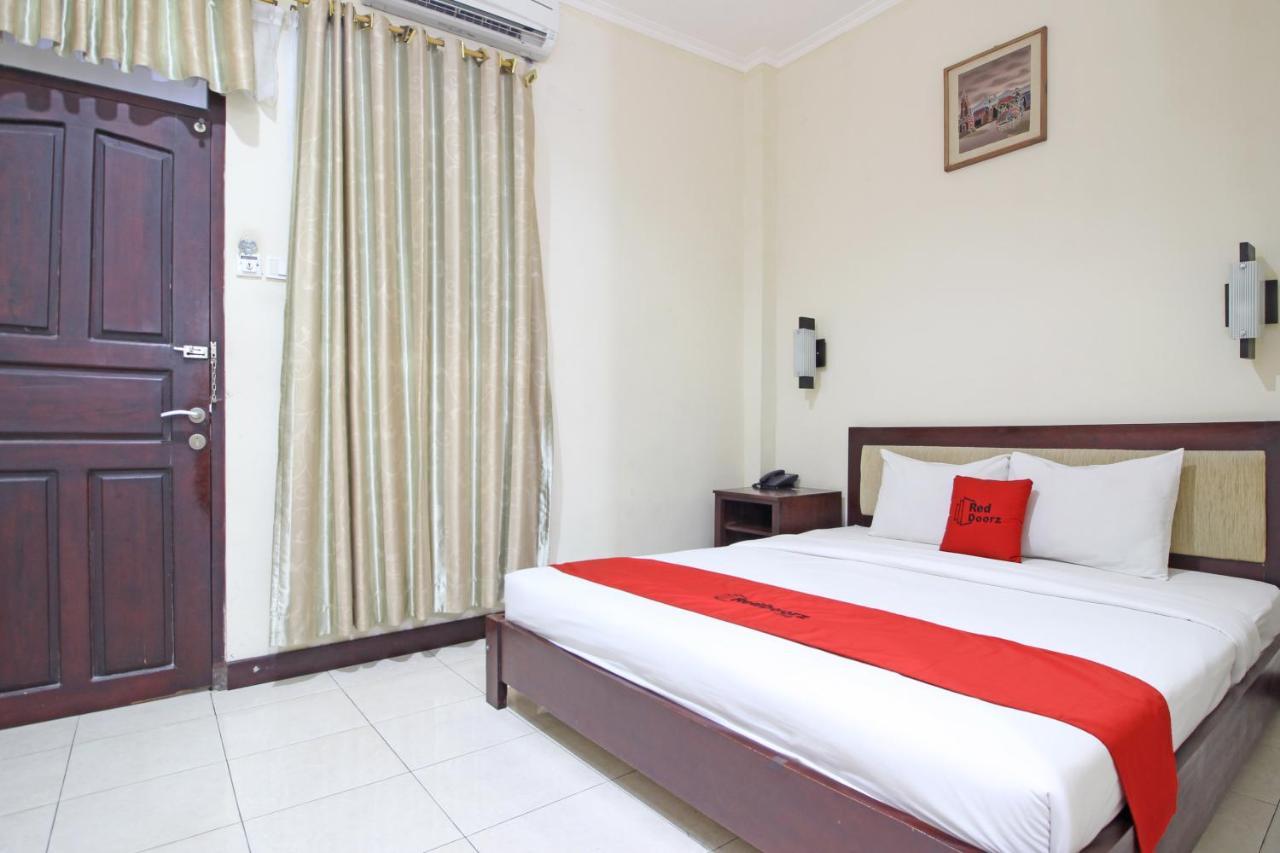 Hotel Septia Γιογκιακάρτα Εξωτερικό φωτογραφία
