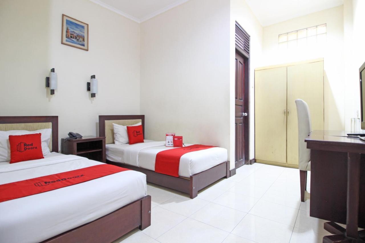 Hotel Septia Γιογκιακάρτα Εξωτερικό φωτογραφία