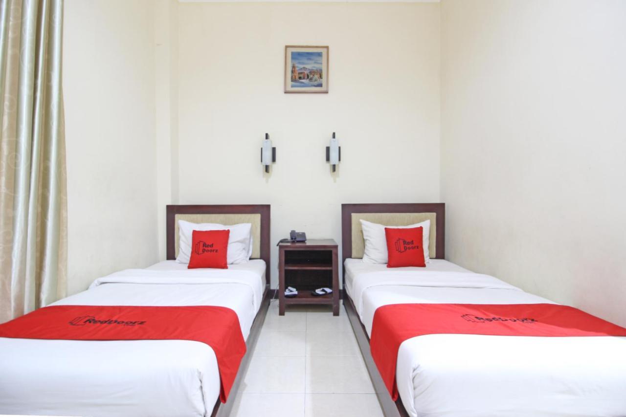Hotel Septia Γιογκιακάρτα Εξωτερικό φωτογραφία